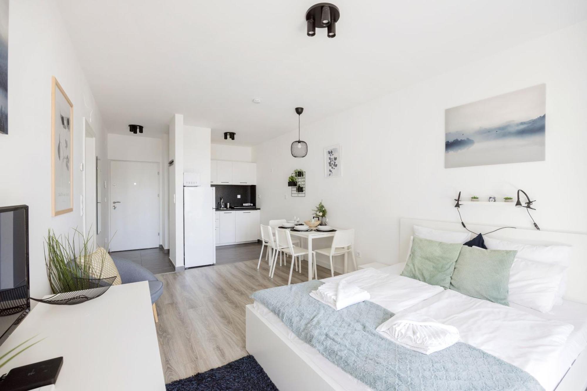 Modern Riverfront Apartment With Free Parking Budapest Eksteriør bilde