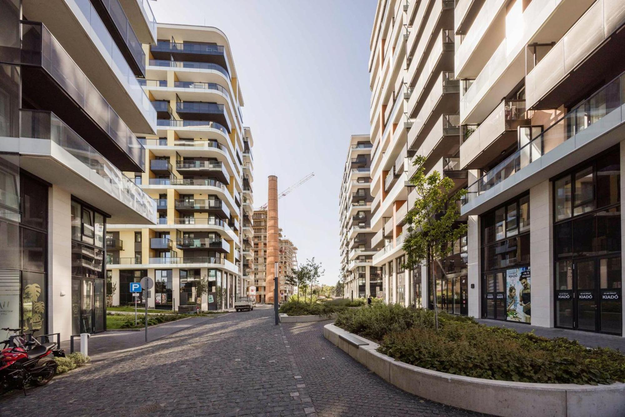 Modern Riverfront Apartment With Free Parking Budapest Eksteriør bilde